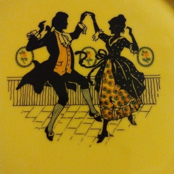 Vintage Porcelain Czechoslovakian Union T Yellow/ Black Colonial Deco Plates 4 - Picture 3 of 10